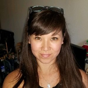 Meet your Posher, Leslie